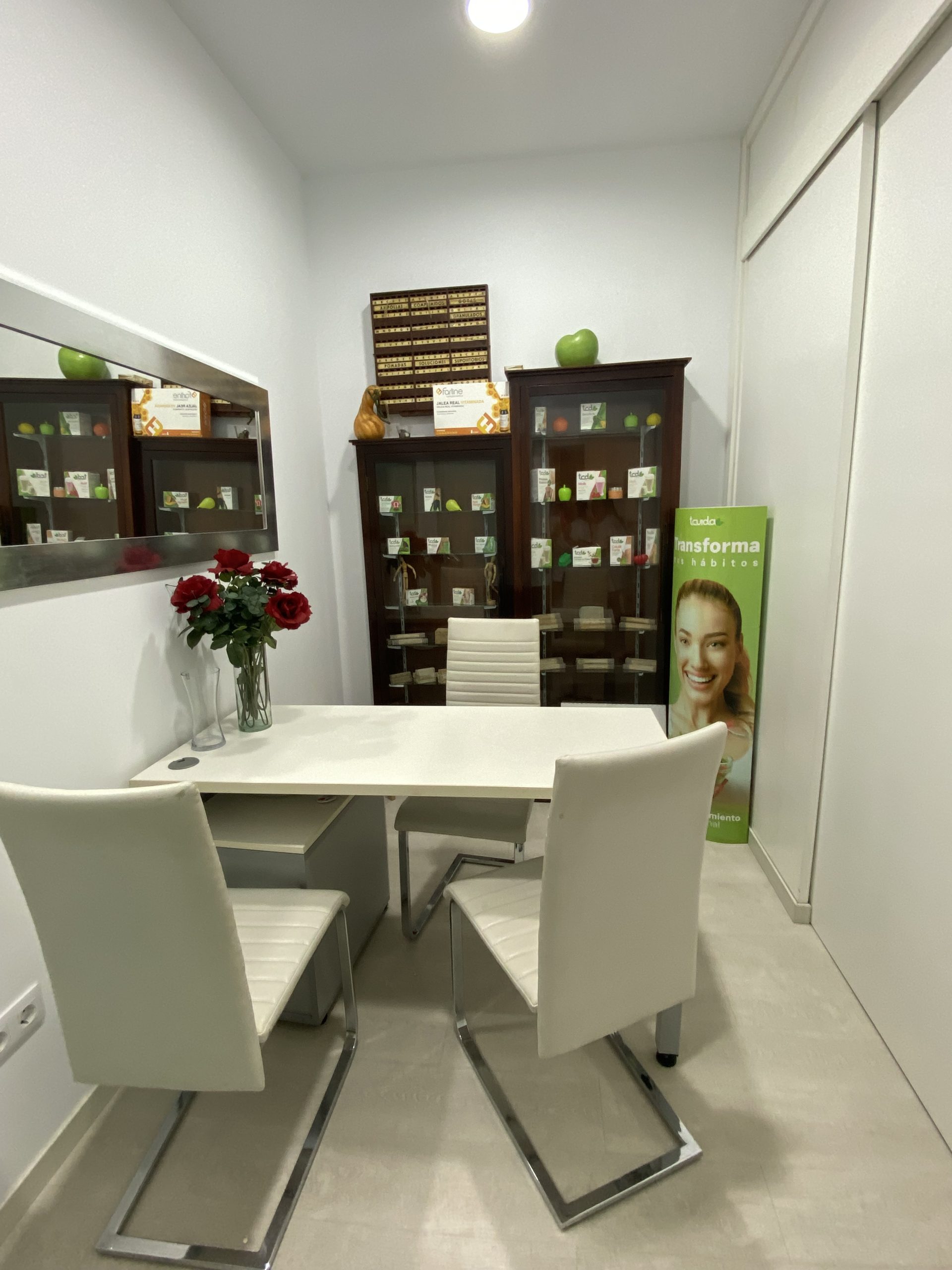 Servicios personalizados de la Farmacia la Rotonda